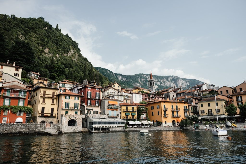 Car vacations at Lake Como